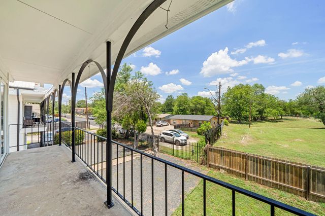 1313 E 52nd ST 205, Austin, TX 78723