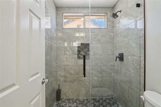 28996 Garnet Canyon Drive, Saugus, CA 91390