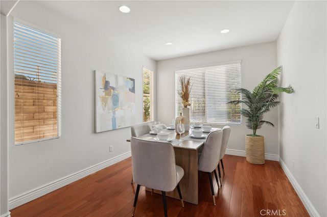 28996 Garnet Canyon Drive, Saugus, CA 91390