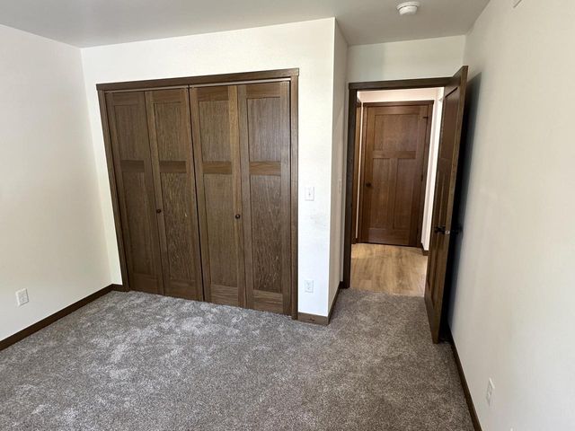 2010 14th STREET S, La Crosse, WI 54601
