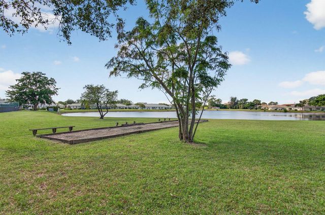 14339 Canalview Drive A, Delray Beach, FL 33484