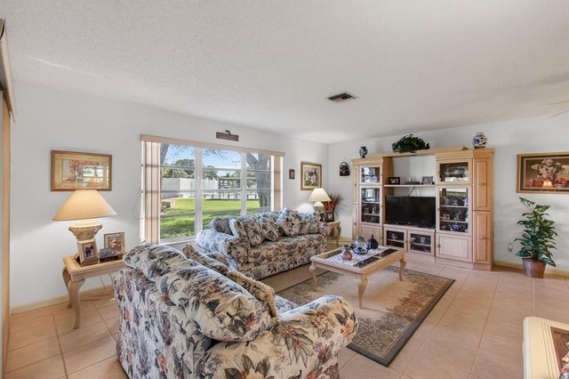 14339 Canalview Drive A, Delray Beach, FL 33484