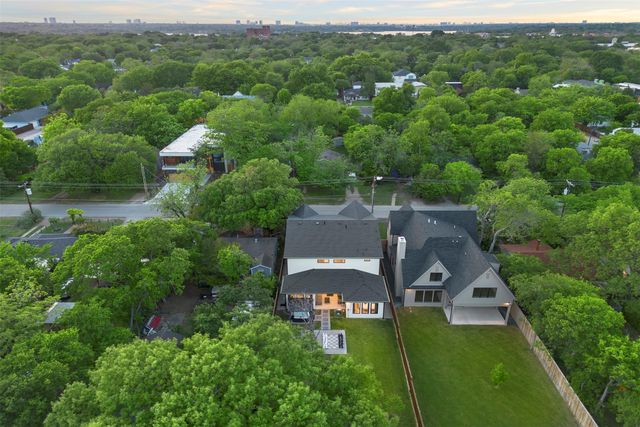 8922 San Benito Way, Dallas, TX 75218