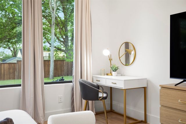 8922 San Benito Way, Dallas, TX 75218