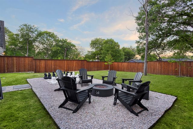 8922 San Benito Way, Dallas, TX 75218