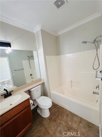 14995 Hopland, Victorville, CA 92394