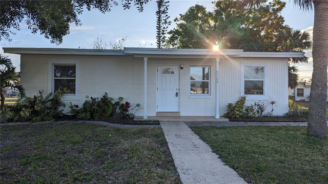 3108 WHITING LANE, Port Charlotte, FL 33952