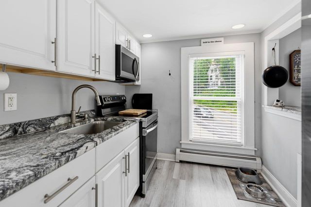 142A Broadway Street, Dover, NH 03820