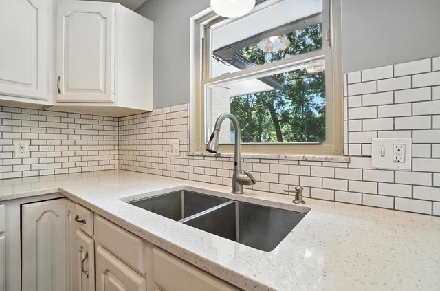 2688 Woodley Road, Columbus, OH 43231