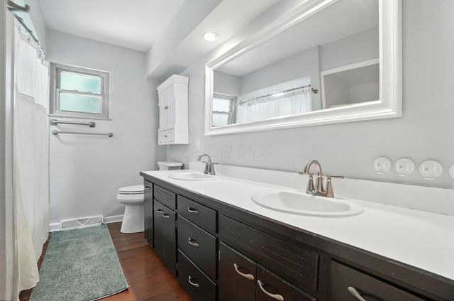 2688 Woodley Road, Columbus, OH 43231