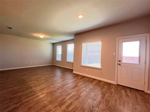 733 Prairie Clover Trail, Fort Worth, TX 76131