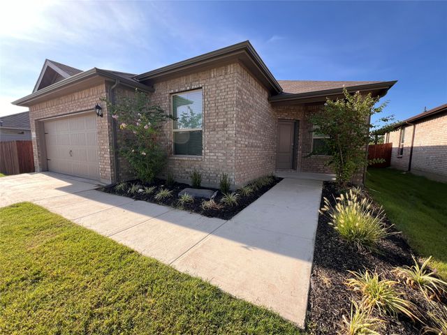 733 Prairie Clover Trail, Fort Worth, TX 76131