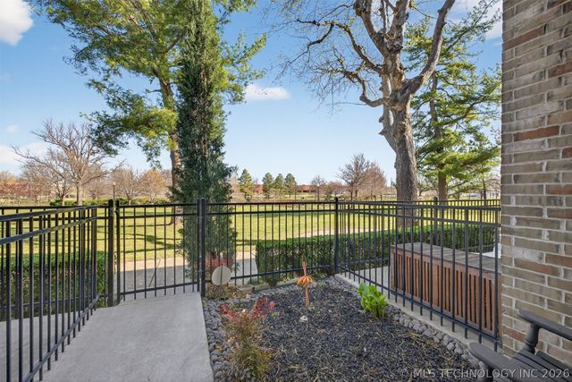 1129 E 7th Street B13, Tulsa, OK 74120