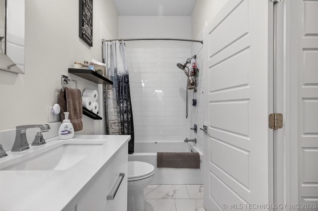 1129 E 7th Street B13, Tulsa, OK 74120