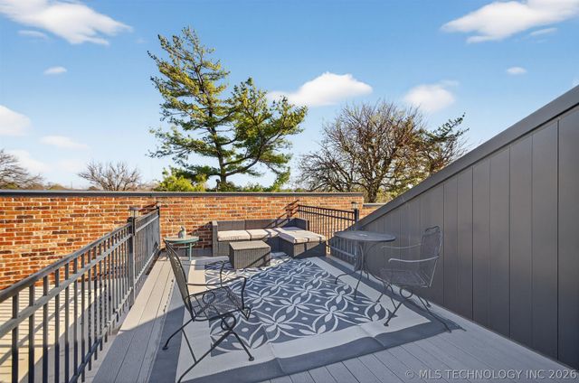 1129 E 7th Street B13, Tulsa, OK 74120