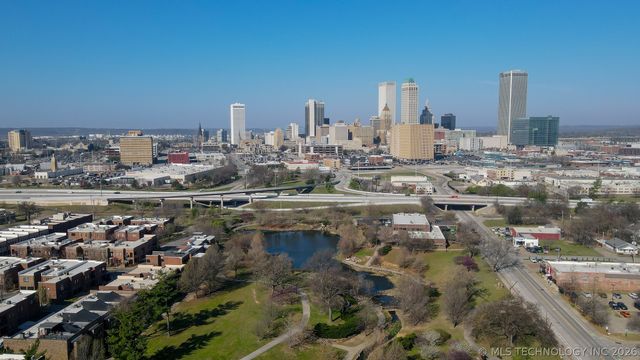 1129 E 7th Street B13, Tulsa, OK 74120