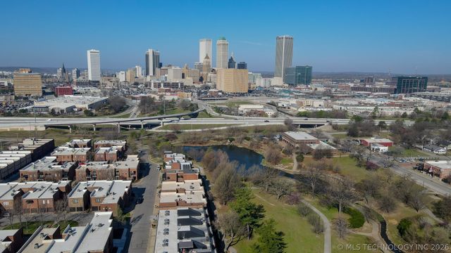 1129 E 7th Street B13, Tulsa, OK 74120