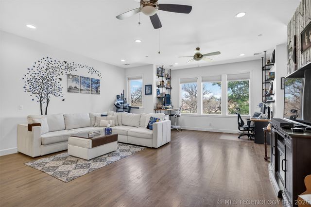 1129 E 7th Street B13, Tulsa, OK 74120