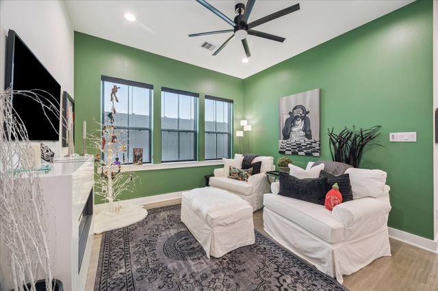 4617 Feagan Street, Houston, TX 77007