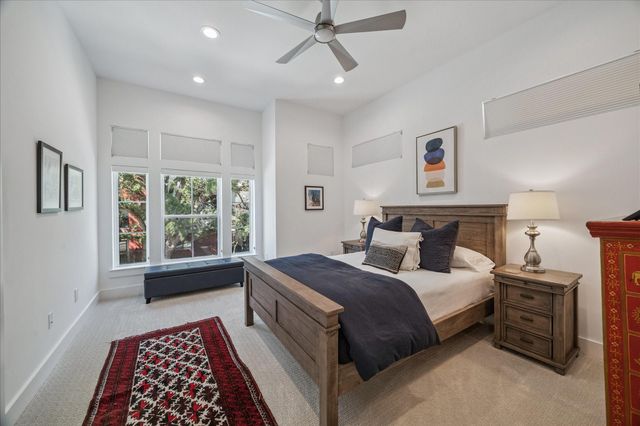 4617 Feagan Street, Houston, TX 77007