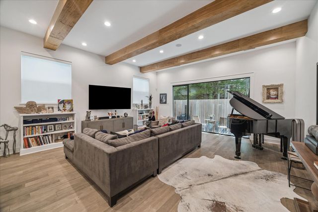 4617 Feagan Street, Houston, TX 77007