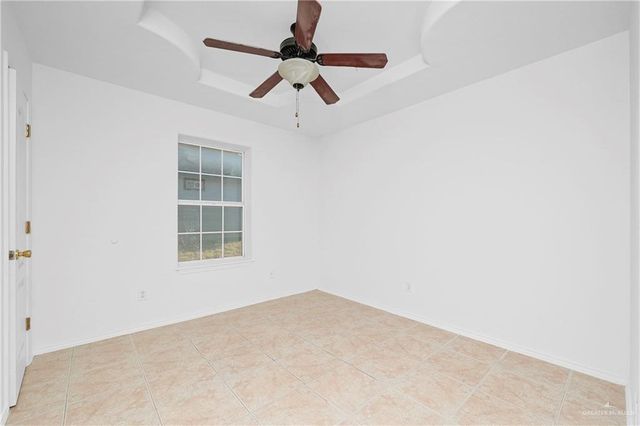 586 Paseo Lindo Street, Rio Grande City, TX 78582