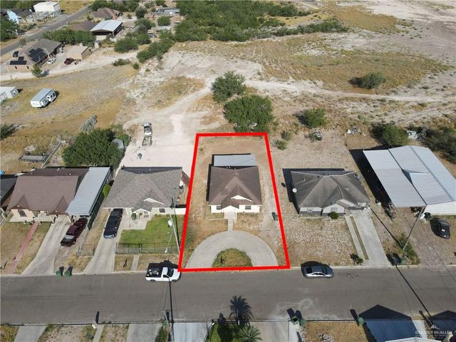 586 Paseo Lindo Street, Rio Grande City, TX 78582