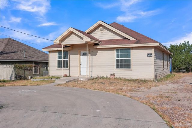 586 Paseo Lindo Street, Rio Grande City, TX 78582