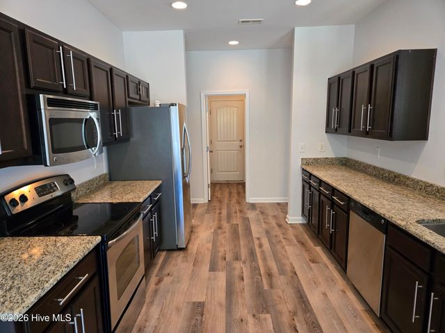 8133 Porters Crossing Way, Wilmington, NC 28411