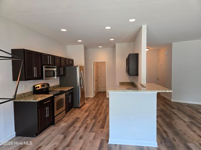 8133 Porters Crossing Way, Wilmington, NC 28411