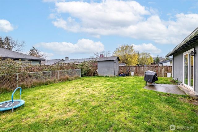 6655 E Portland Avenue, Tacoma, WA 98404