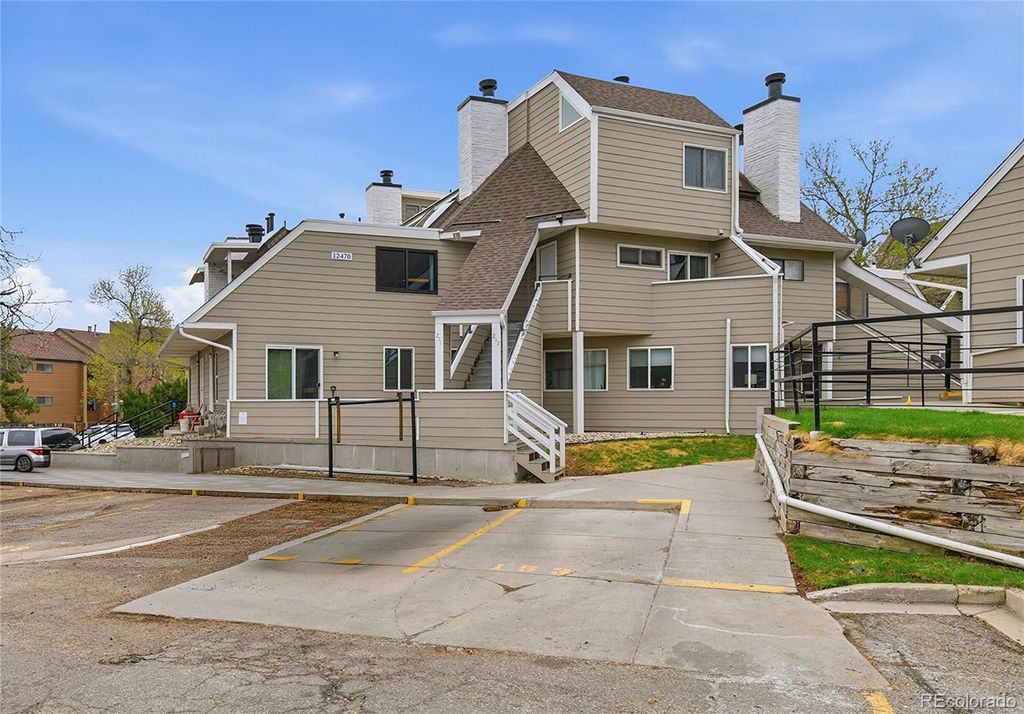 12470 W Nevada Place 211, Lakewood, CO 80228