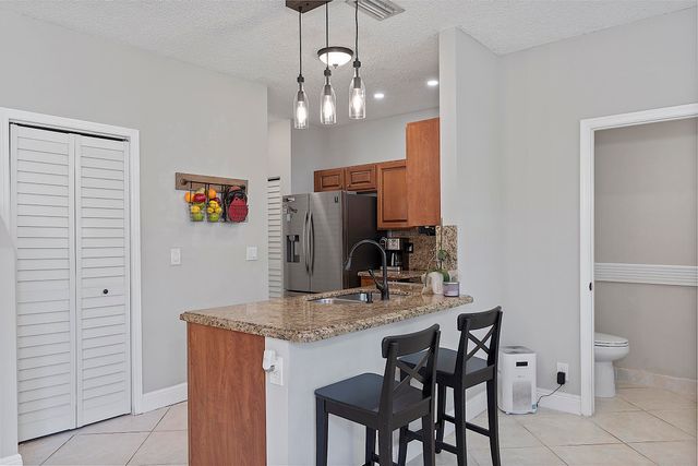 4776 Lago Vista Drive, Coconut Creek, FL 33073