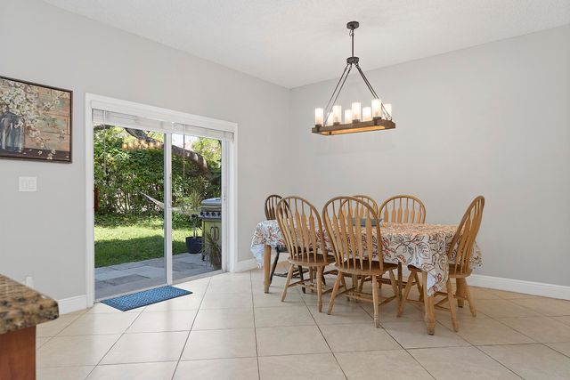 4776 Lago Vista Drive, Coconut Creek, FL 33073