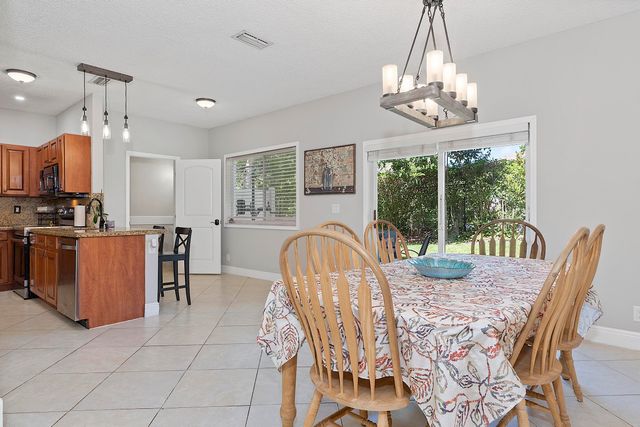 4776 Lago Vista Drive, Coconut Creek, FL 33073