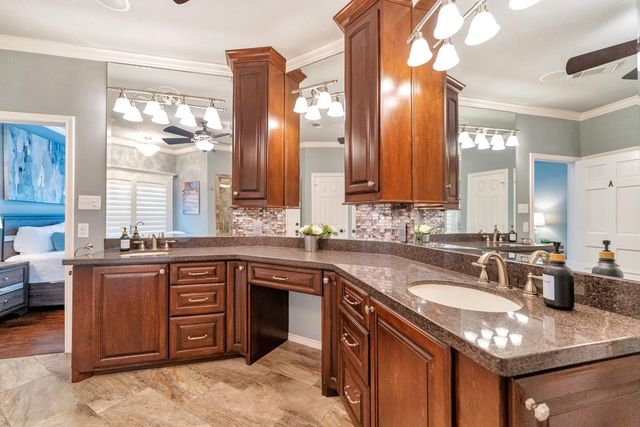 8311 Shoregrove Drive, Houston, TX 77346