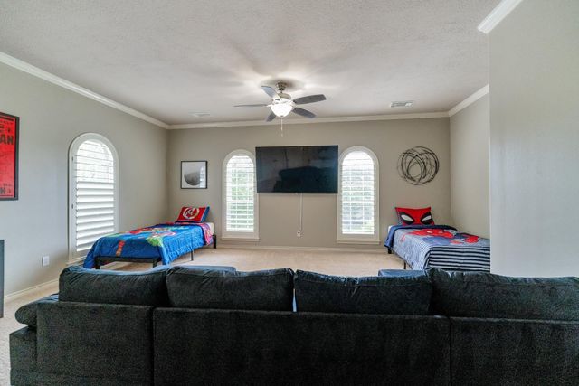 8311 Shoregrove Drive, Houston, TX 77346