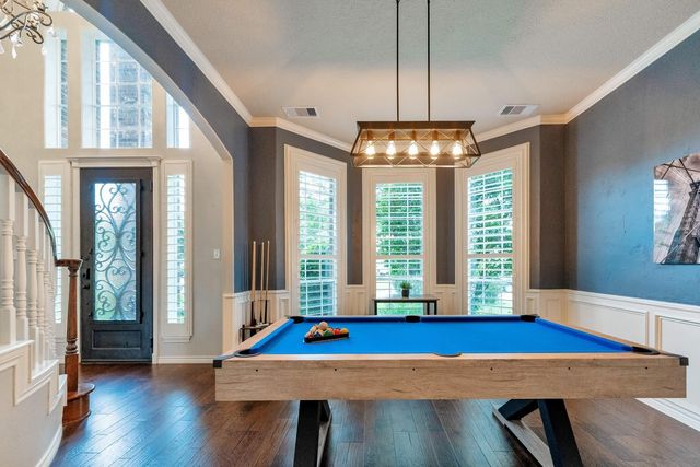 8311 Shoregrove Drive, Houston, TX 77346