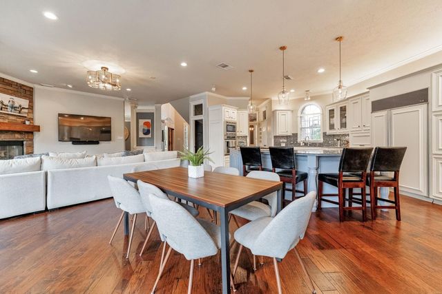 8311 Shoregrove Drive, Houston, TX 77346