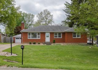 8920 Waltlee Rd, Louisville, KY 40291