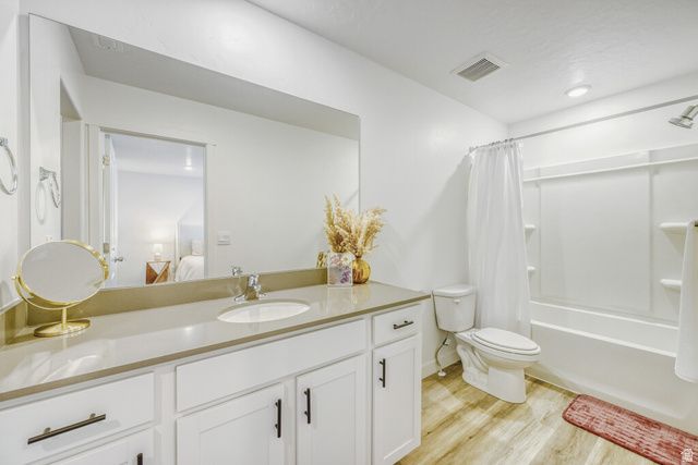 978 E DRIFTER LN, Saratoga Springs, UT 84045