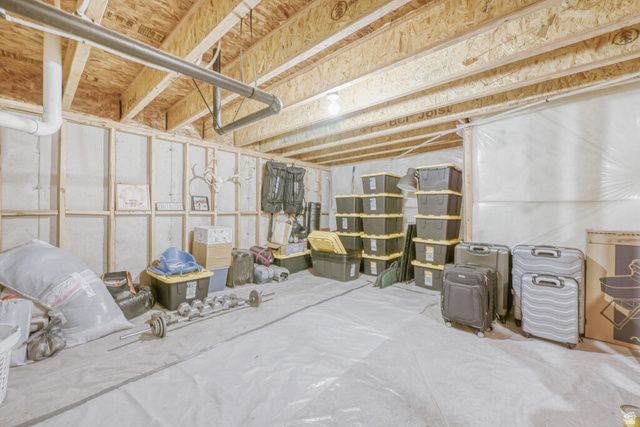 978 E DRIFTER LN, Saratoga Springs, UT 84045