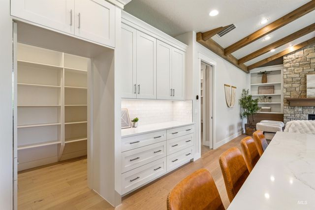 4250 W Sugarberry Ct, Eagle, ID 83616