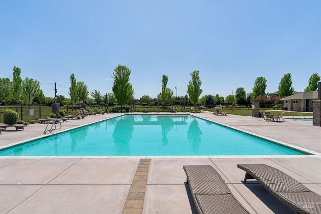 4250 W Sugarberry Ct, Eagle, ID 83616