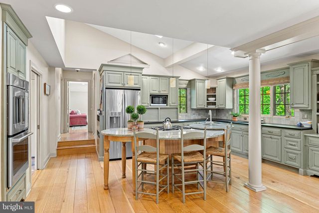 471 BISHOP HOLLOW RD, Newtown Square, PA 19073