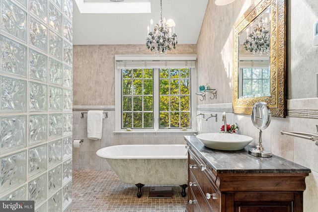 471 BISHOP HOLLOW RD, Newtown Square, PA 19073
