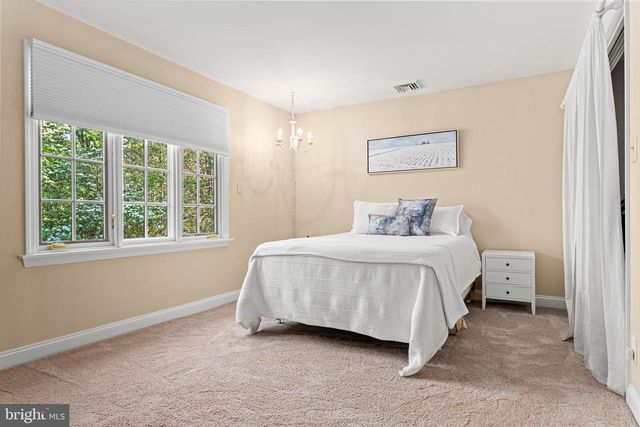 471 BISHOP HOLLOW RD, Newtown Square, PA 19073