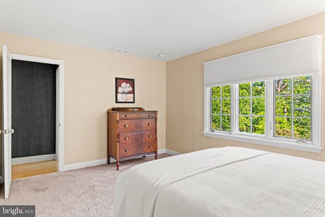 471 BISHOP HOLLOW RD, Newtown Square, PA 19073