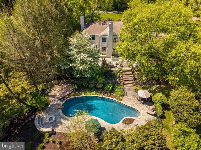 471 BISHOP HOLLOW RD, Newtown Square, PA 19073
