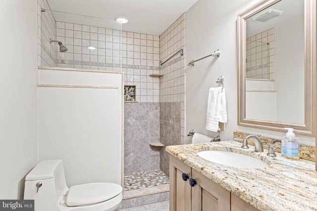 471 BISHOP HOLLOW RD, Newtown Square, PA 19073